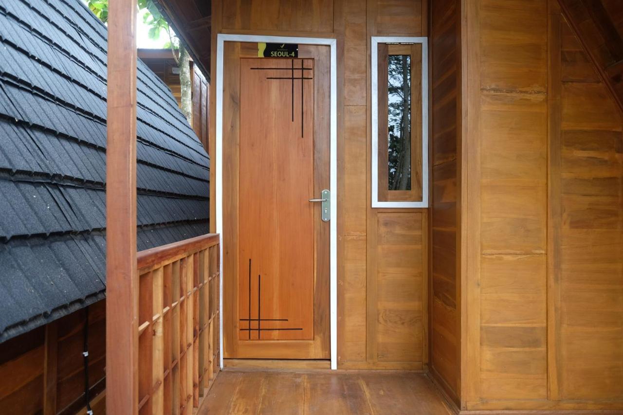 Urbanview Villa Lukulo Kebumen By Reddoorz Exterior foto